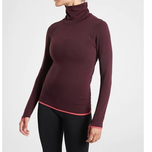 Athleta Tops - XS Athleta Flurry Downslope Active Top